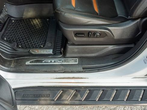 Used 2021 GMC Sierra 2500 AT4 w/ AT4 Premium Plus Package image 18
