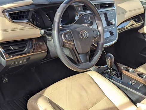 Used 2013 Toyota Avalon Limited image 8