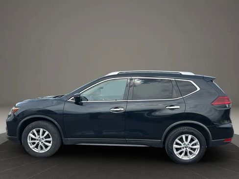 Used 2019 Nissan Rogue SV AWD/4WD image 2