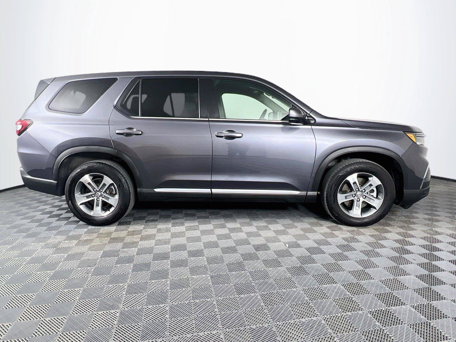 Used 2024 Honda Pilot EX-L image 7