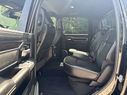 Used 2025 RAM 2500 Laramie AWD/4WD image 16