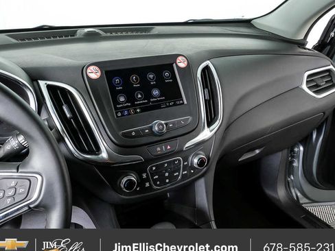 Used 2024 Chevrolet Equinox LT image 12