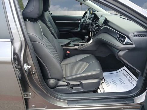 Used 2023 Toyota Camry SE image 15