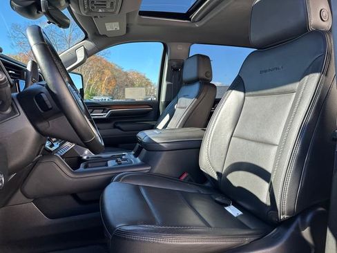 Used 2024 GMC Sierra 2500 Denali w/ Denali Reserve Package image 40