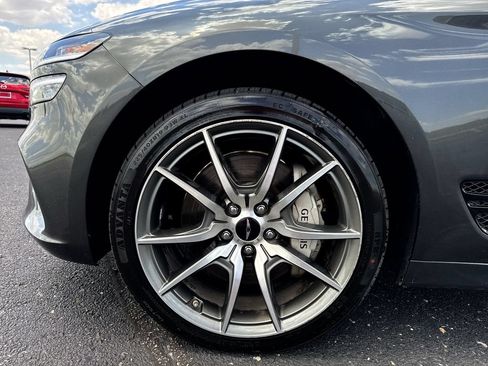 Used 2025 Genesis G70 2.5T AWD/4WD image 10