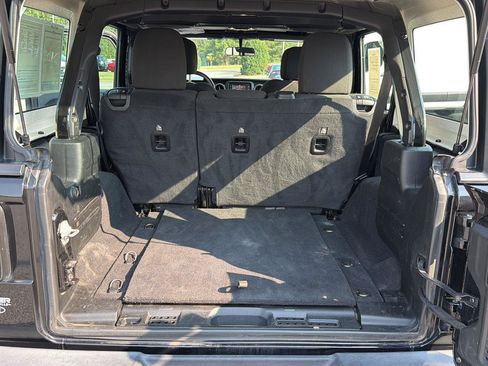Used 2020 Jeep Wrangler Unlimited Sport AWD/4WD image 29