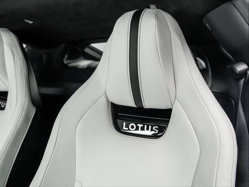 Used 2025 Lotus Emira RWD image 14