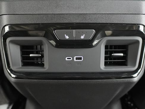 New 2026 Chevrolet Silverado 2500 ZR2 AWD/4WD image 37