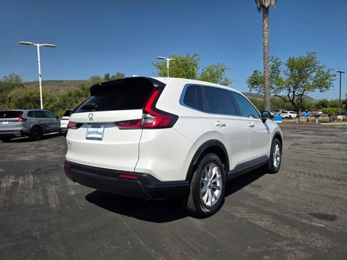 Certified 2024 Honda CR-V EX image 8