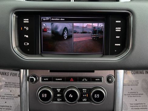 Used 2014 Land Rover Range Rover Sport HSE image 18