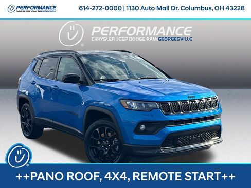 Used 2023 Jeep Compass Latitude w/ Sun and Sound Group AWD/4WD image 1
