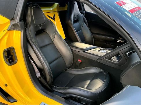 Used 2017 Chevrolet Corvette Z06 RWD image 9