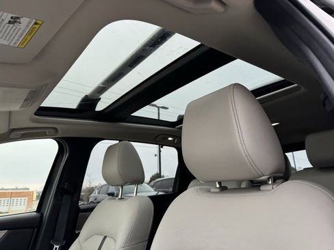 Certified 2024 MAZDA CX-90 3.3 Turbo w/ Premium Package image 11