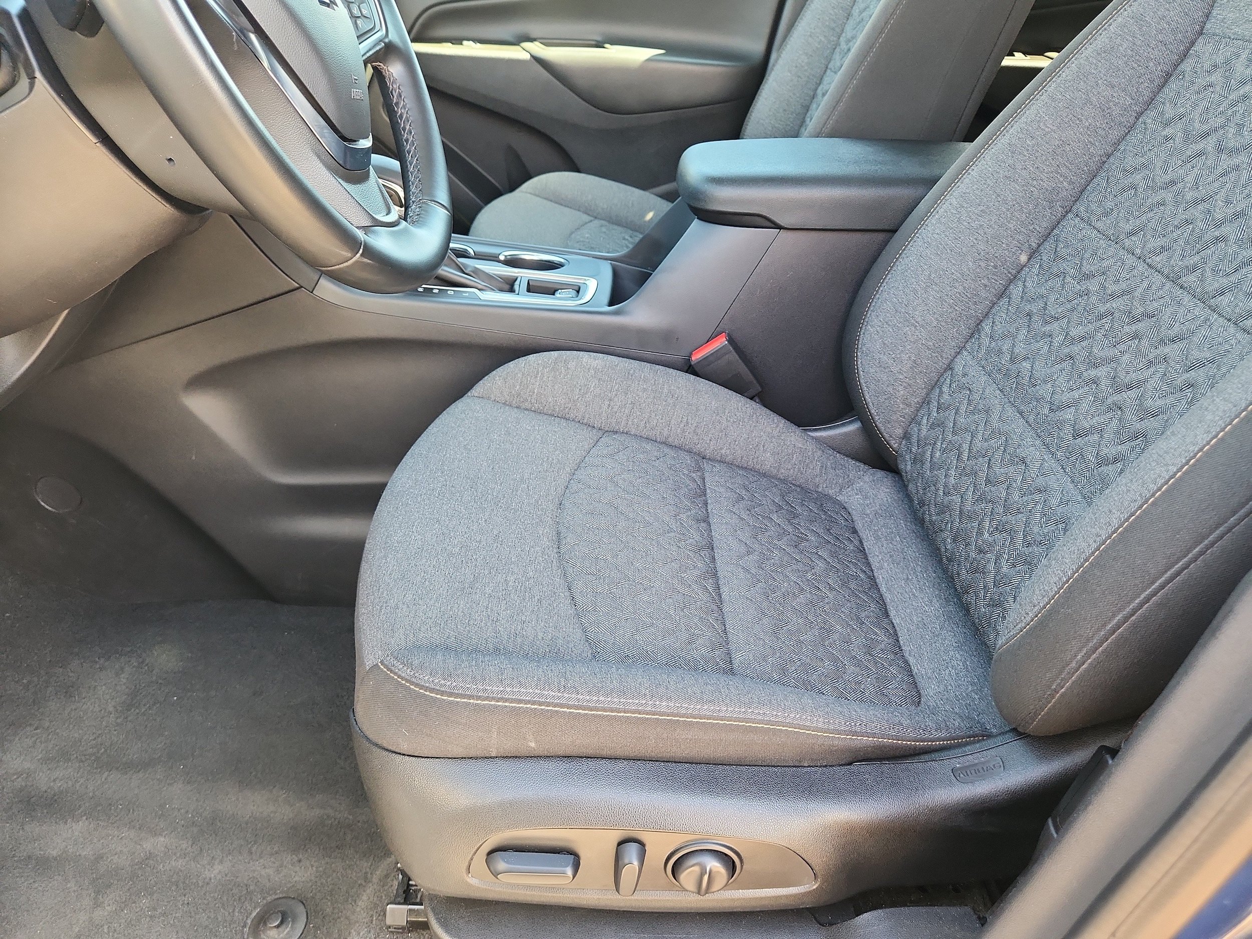 Used 2024 Chevrolet Equinox LT AWD/4WD image 10