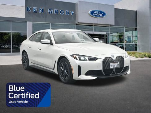 Used 2025 BMW i4 eDrive40 image 1