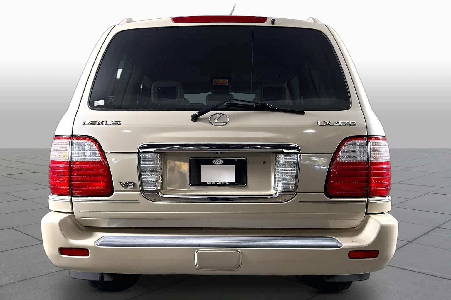 Used 2005 Lexus LX 470 4WD image 4