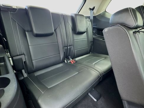 Used 2023 Volkswagen Atlas SE w/ Panoramic Sunroof Package FWD image 19