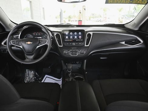 Used 2023 Chevrolet Malibu LT FWD image 23