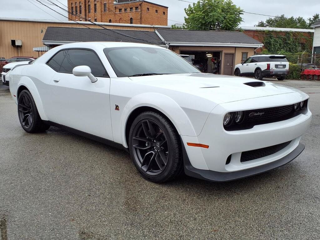 Used 2019 Dodge Challenger R/T Scat Pack RWD image 3