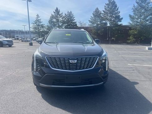 Used 2019 Cadillac XT4 Premium Luxury w/ Technology Package image 2