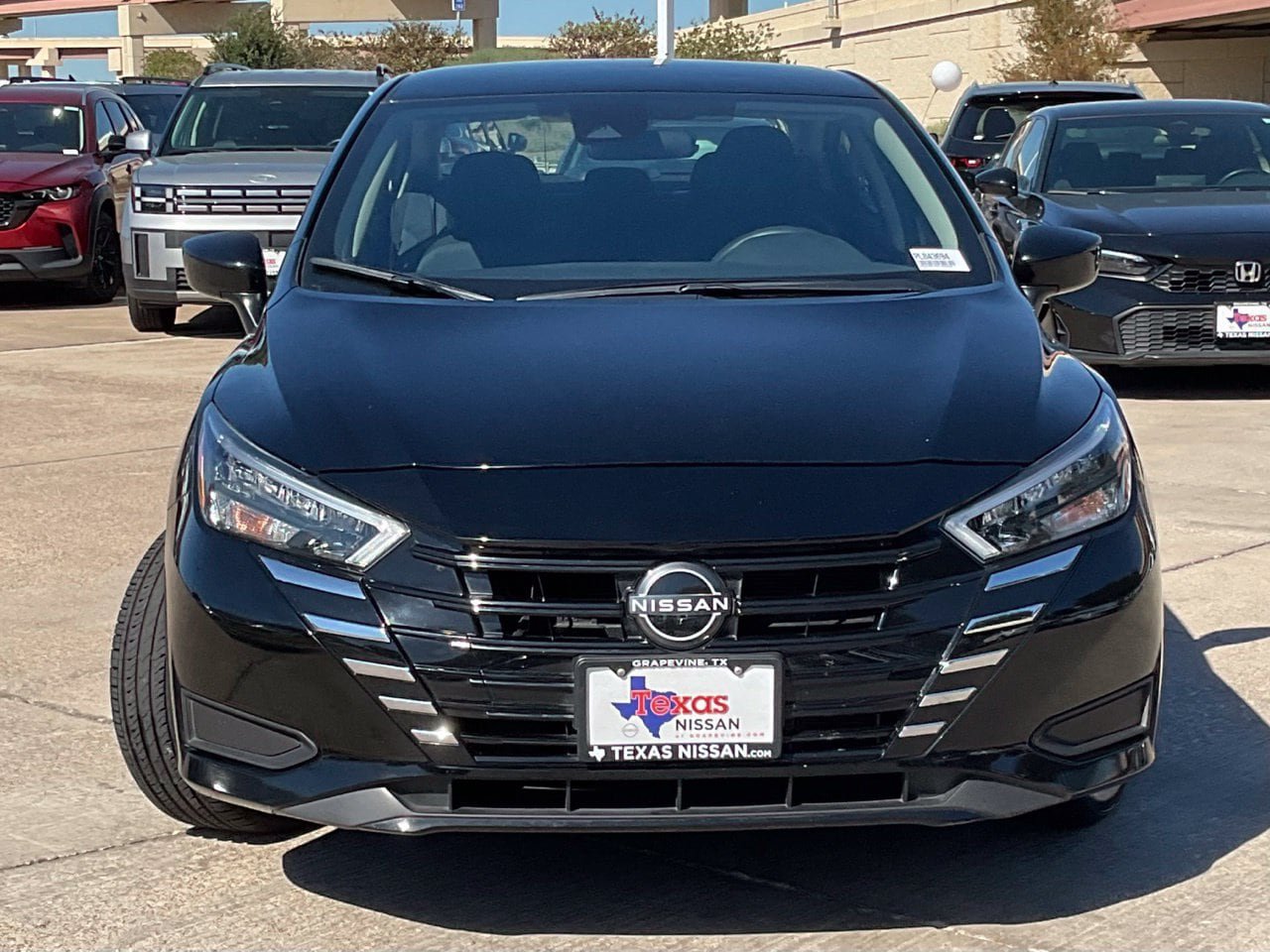 Used 2025 Nissan Versa SV FWD image 2