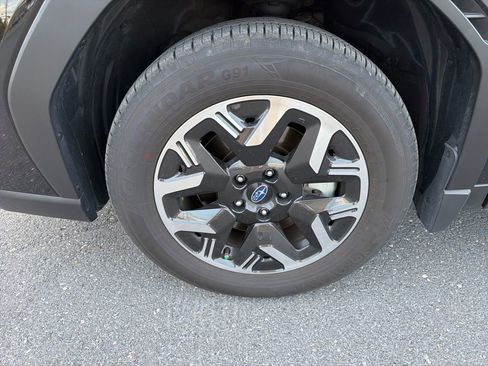 Certified 2025 Subaru Forester Premium w/ Convenience Package #2 image 13