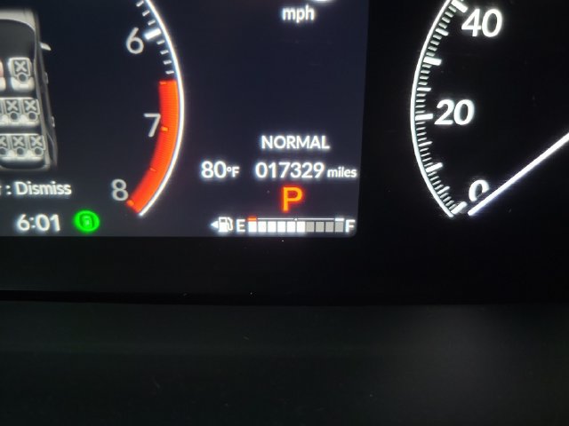 Used 2025 Honda Pilot EX-L image 18