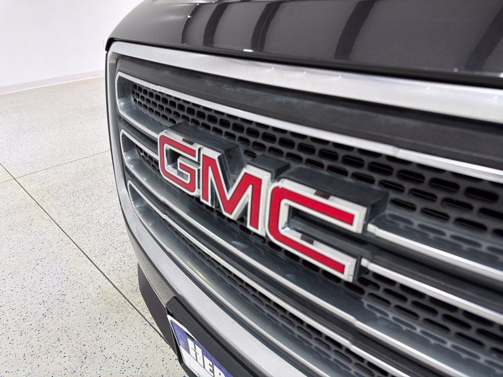 Used 2017 GMC Acadia Limited SLT AWD/4WD image 29