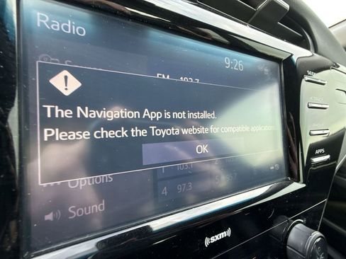 Used 2020 Toyota Camry SE image 20