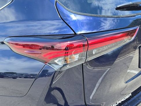 New 2026 Toyota Highlander XLE AWD/4WD image 36