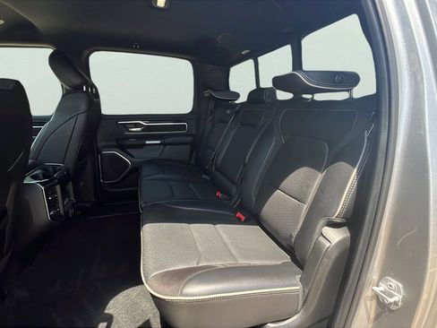 Used 2019 RAM 1500 Laramie w/ Sport Appearance Package AWD/4WD image 17