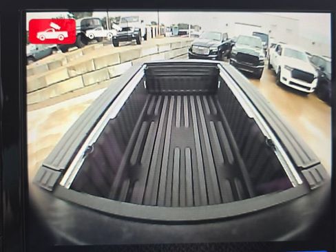 Used 2021 RAM 2500 Limited w/ Body Color Bumper Group AWD/4WD image 32