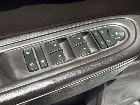 Used 2017 Chevrolet Traverse LT AWD/4WD image 11