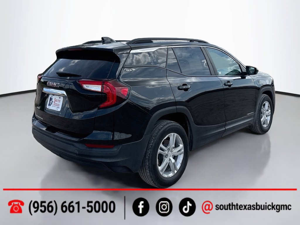 Used 2024 GMC Terrain SLE w/ Driver Convenience Package FWD image 8
