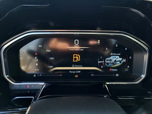 New 2026 GMC Sierra 3500 SLT w/ SLT Convenience Package image 19