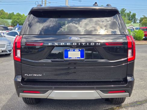 Certified 2025 Ford Expedition Platinum AWD/4WD image 9