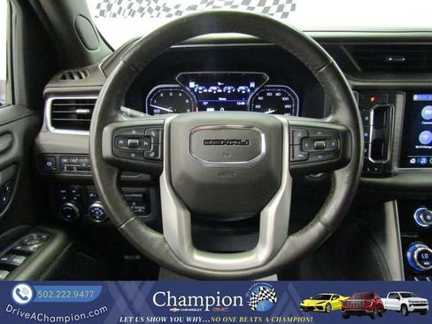 Used 2021 GMC Yukon XL Denali w/ Denali Ultimate Package AWD/4WD image 41