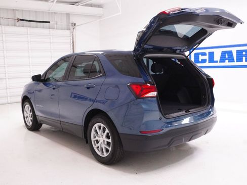 Used 2024 Chevrolet Equinox LS w/ Driver Confidence II Package FWD image 31