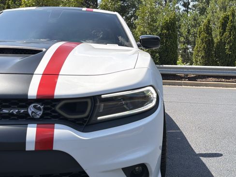 Used 2022 Dodge Charger Scat Pack w/ Dynamics Package RWD image 38
