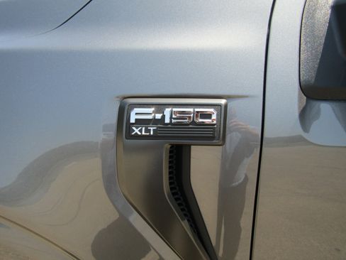 Used 2021 Ford F150 XLT w/ Equipment Group 302A High AWD/4WD image 10