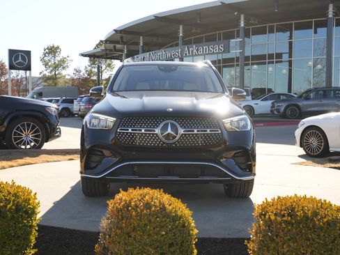 New 2026 Mercedes-Benz GLE 450 4MATIC image 2