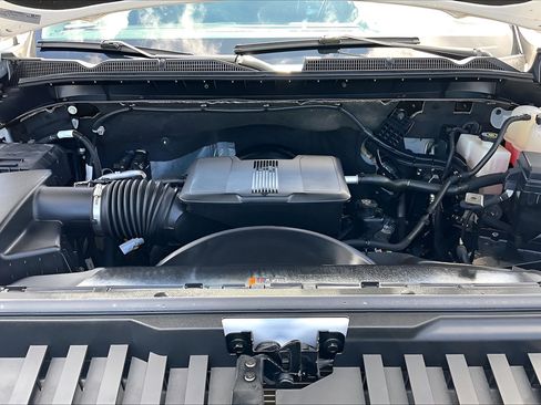 Used 2024 GMC Sierra 2500 SLE w/ SLE Value Package; AWD/4WD image 27
