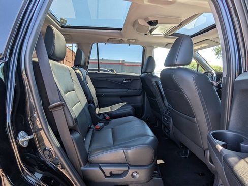 Used 2021 Honda Pilot Elite image 15