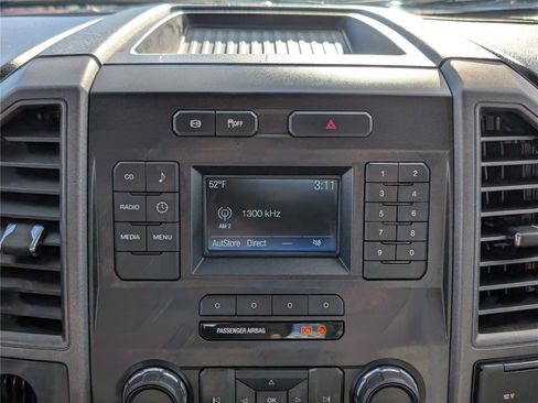 Used 2017 Ford F550 4x4 Regular Cab Super Duty image 24