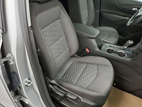 Used 2021 Chevrolet Equinox LT image 20