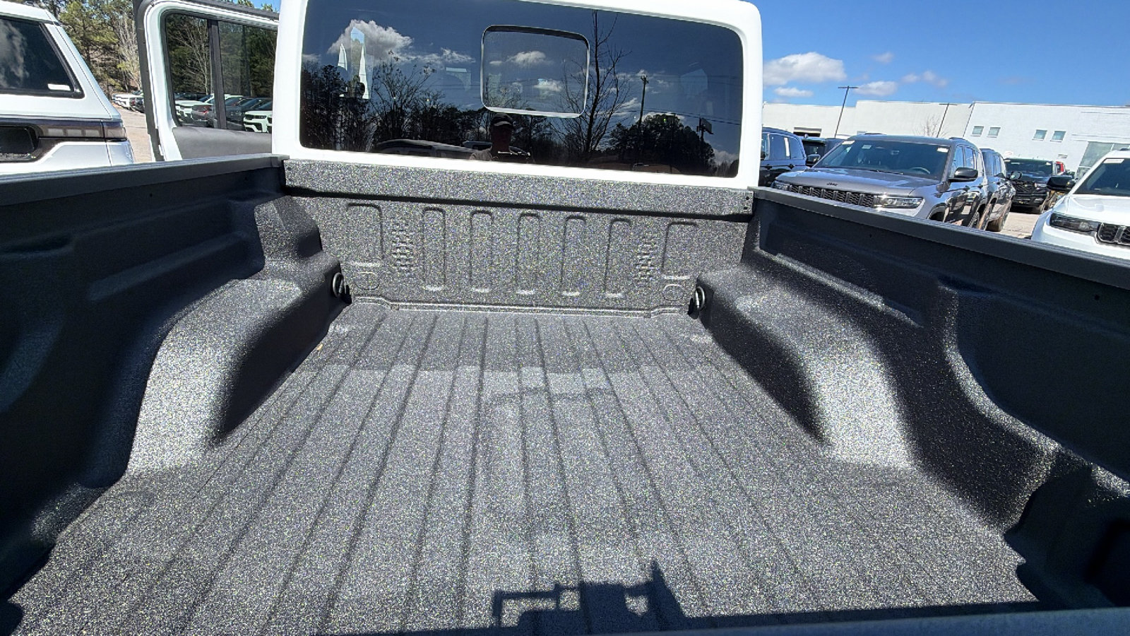 New 2026 Jeep Gladiator Mojave AWD/4WD image 13