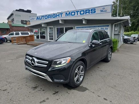 Used 2019 Mercedes-Benz GLC 300 GLC 300 image 2