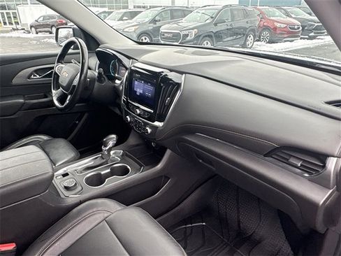 Certified 2021 Chevrolet Traverse LT w/ LPO, Floor Liner Package image 27