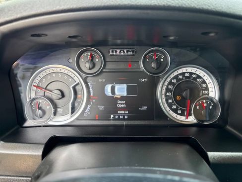 Used 2022 RAM 1500 Classic SLT w/ Electronics Group AWD/4WD image 11