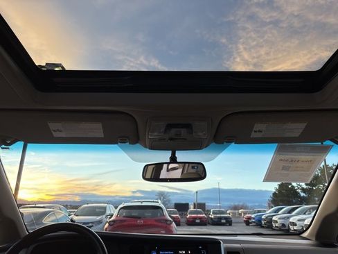 Used 2015 Toyota Sienna AWD image 21